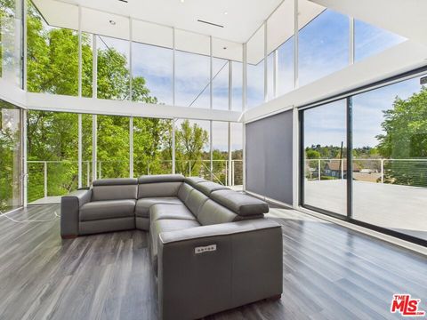 A home in Woodland Hills