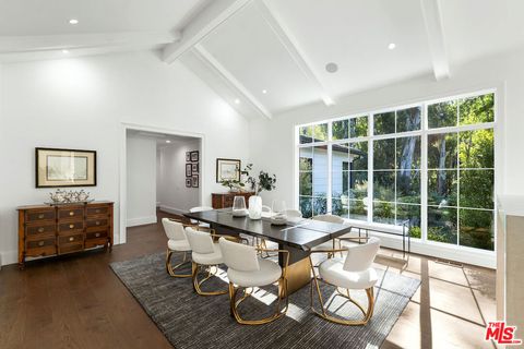 A home in Studio City