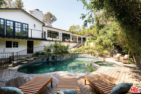 A home in Studio City