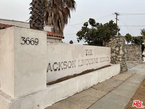 3669 W Slauson Avenue Los Angeles CA 90043
