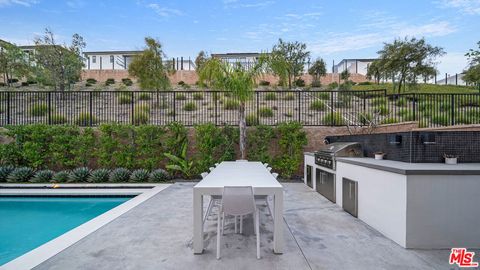 A home in Porter Ranch