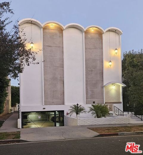 252 S Reeves Drive Beverly Hills CA 90212
