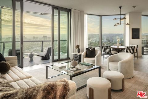 211 Elm Court 27A Los Angeles CA 90067