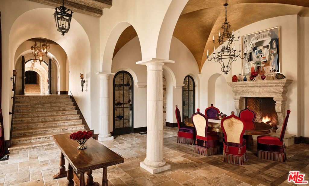 Properties 4 10936 Chalon Road