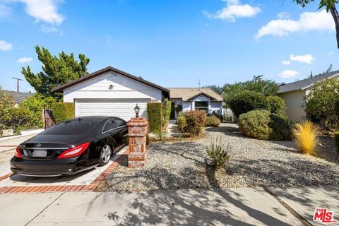 A home in Tarzana