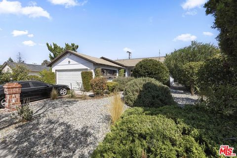 A home in Tarzana