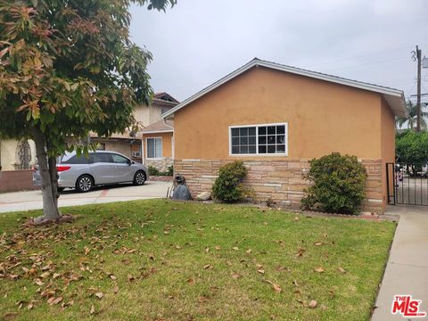 A home in Azusa