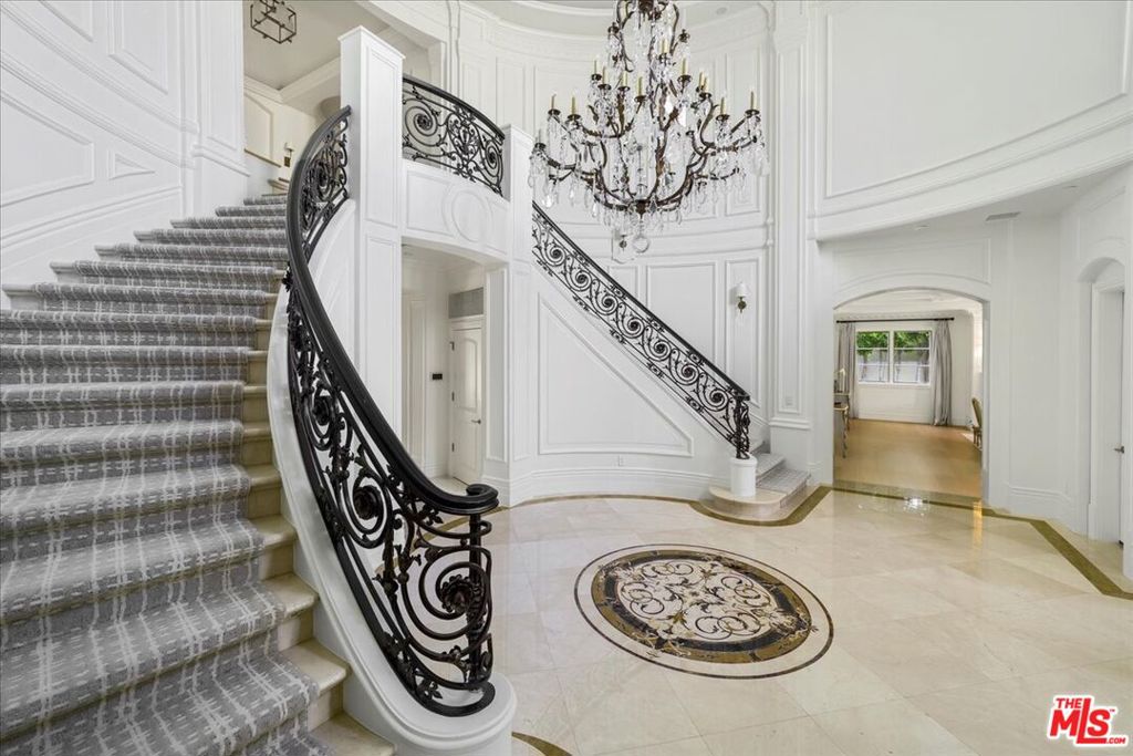 Properties 3 813 N Alpine Drive