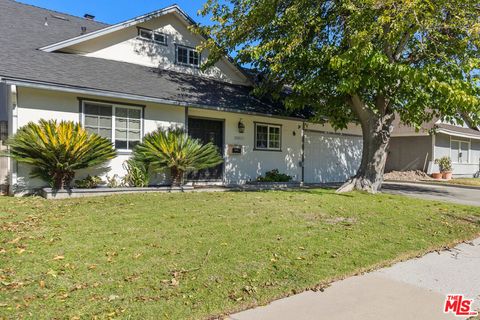 A home in Santa Clarita