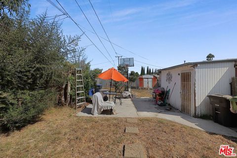 A home in Compton