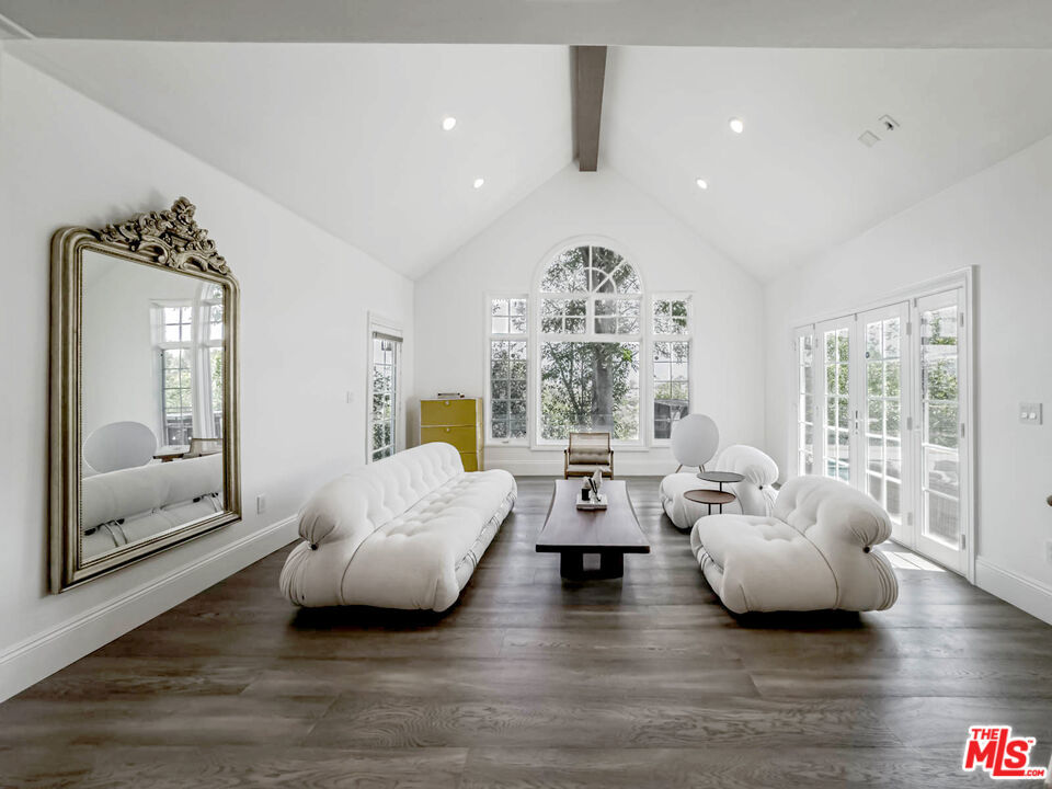 Properties 4 12917 Galewood Street