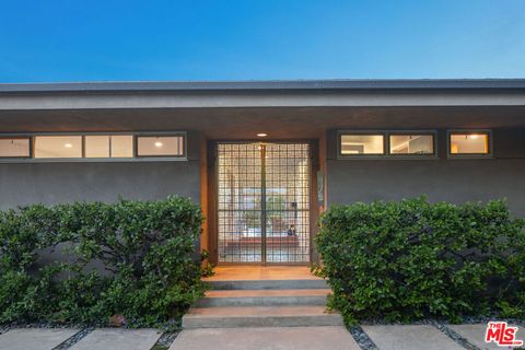 A home in Calabasas