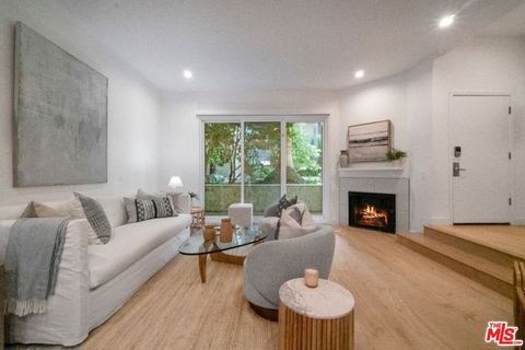 11949 Goshen Avenue 103 Los Angeles CA 90049