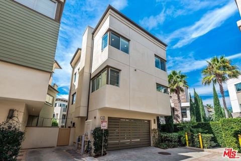 A home in Playa Vista