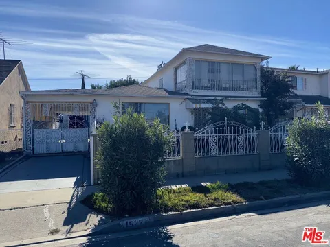 MLS: 25510655