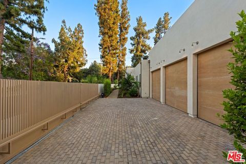 A home in Woodland Hills