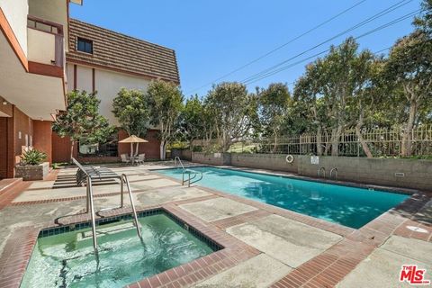 A home in Playa del Rey