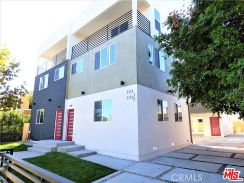 1113 Carmona Avenue Los Angeles CA 90019