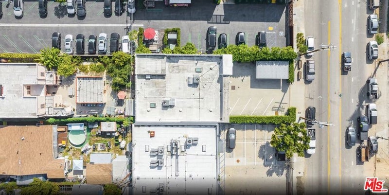 726 N Cahuenga Boulevard