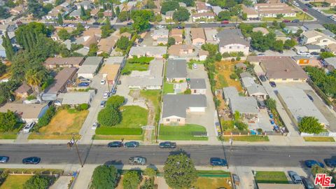 A home in El Monte