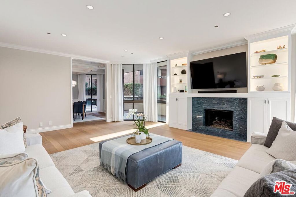 Properties 2 300 N Swall Drive 102