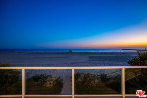 A home in Playa del Rey