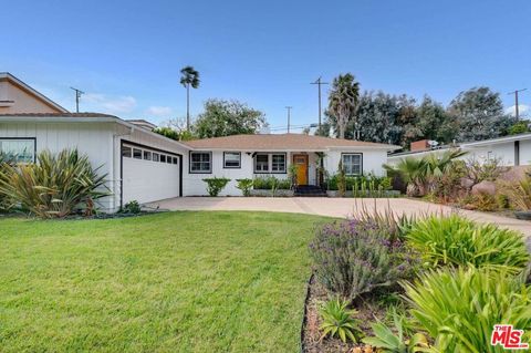 6111 S Le Doux Road Los Angeles CA 90056