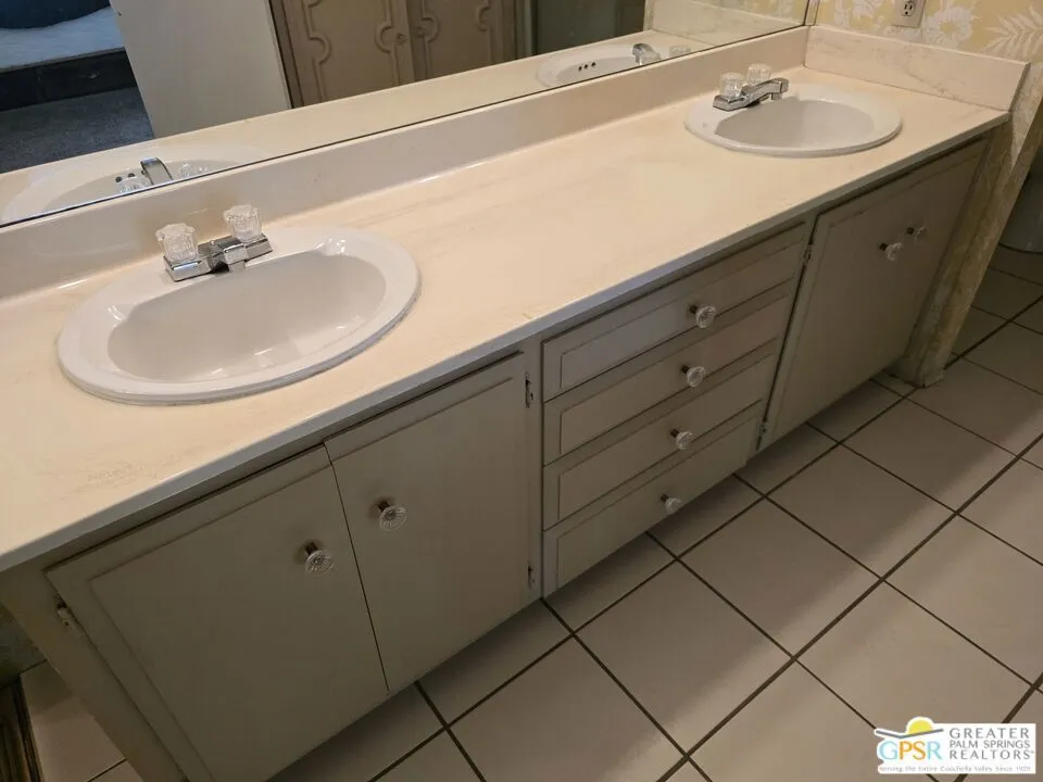 Cathedral City, California 92234, United States, 2 Bedrooms Bedrooms, ,2 BathroomsBathrooms,Residential,Pending,137784