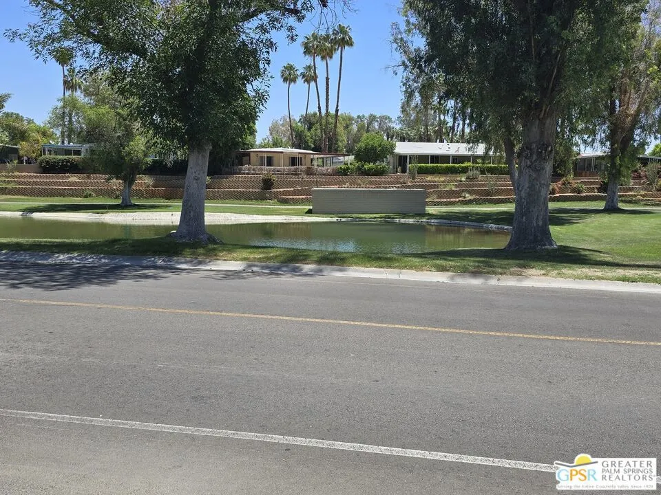 Cathedral City, California 92234, United States, 2 Bedrooms Bedrooms, ,2 BathroomsBathrooms,Residential,Pending,137784