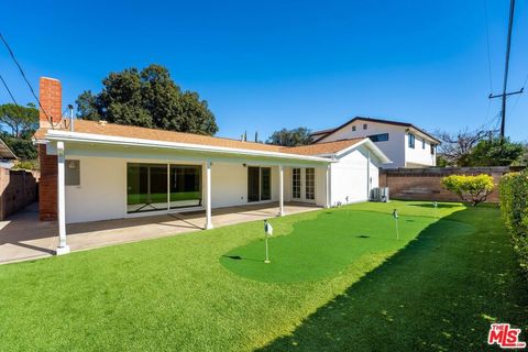 A home in Calabasas
