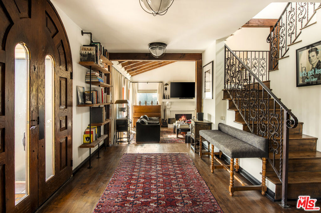 Properties 2 2820 Westshire Drive