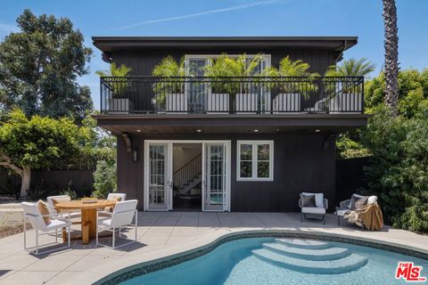 Single Family Residence in Los Angeles CA 1635 Genesee Avenue 19.jpg