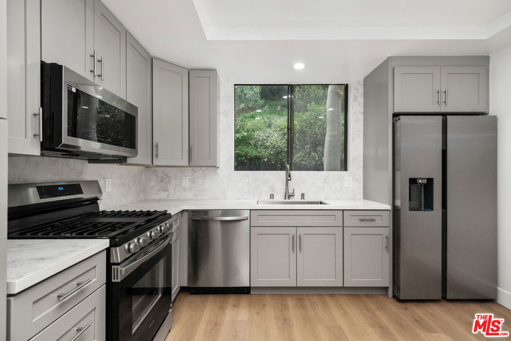 Properties 3 3480 Barham Boulevard 105