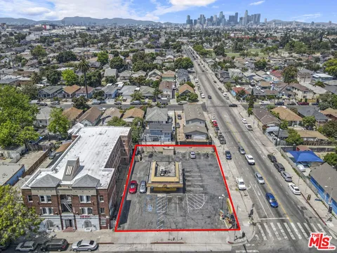 MLS: 25494889