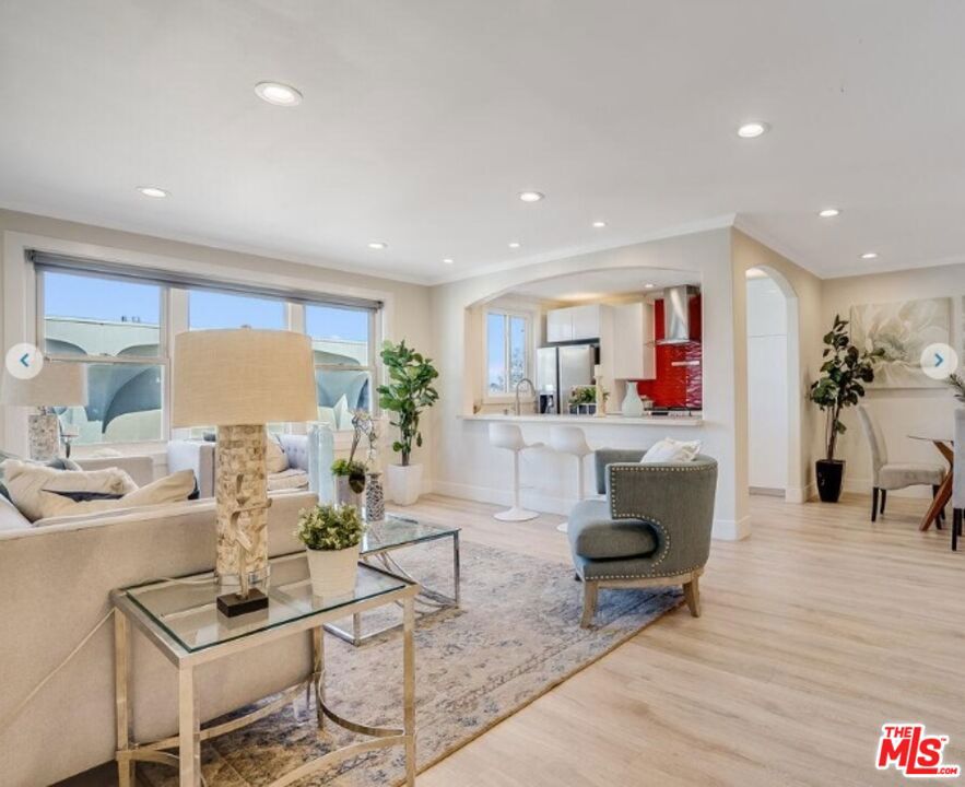 Properties 1 11670 W Sunset Boulevard 307