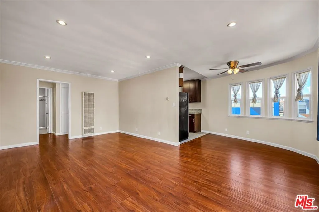 Los Angeles, California 90035, United States, 1 Bedroom Bedrooms, ,1 BathroomBathrooms,Residential,Active,85546