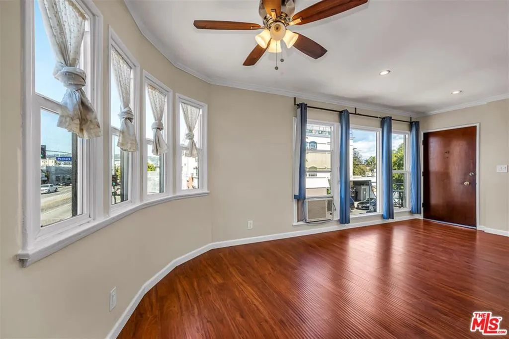 Los Angeles, California 90035, United States, 1 Bedroom Bedrooms, ,1 BathroomBathrooms,Residential,Active,85546