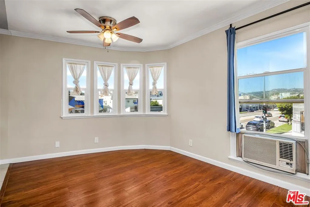 Los Angeles, California 90035, United States, 1 Bedroom Bedrooms, ,1 BathroomBathrooms,Residential,Active,85546