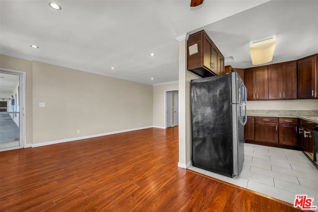 Los Angeles, California 90035, United States, 1 Bedroom Bedrooms, ,1 BathroomBathrooms,Residential,Active,85546