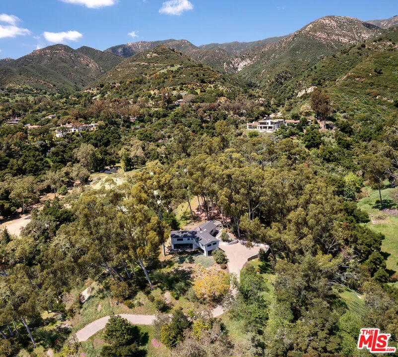 Santa Barbara, California 93108, United States, 2 Bedrooms Bedrooms, ,2 BathroomsBathrooms,Residential,Active,125461