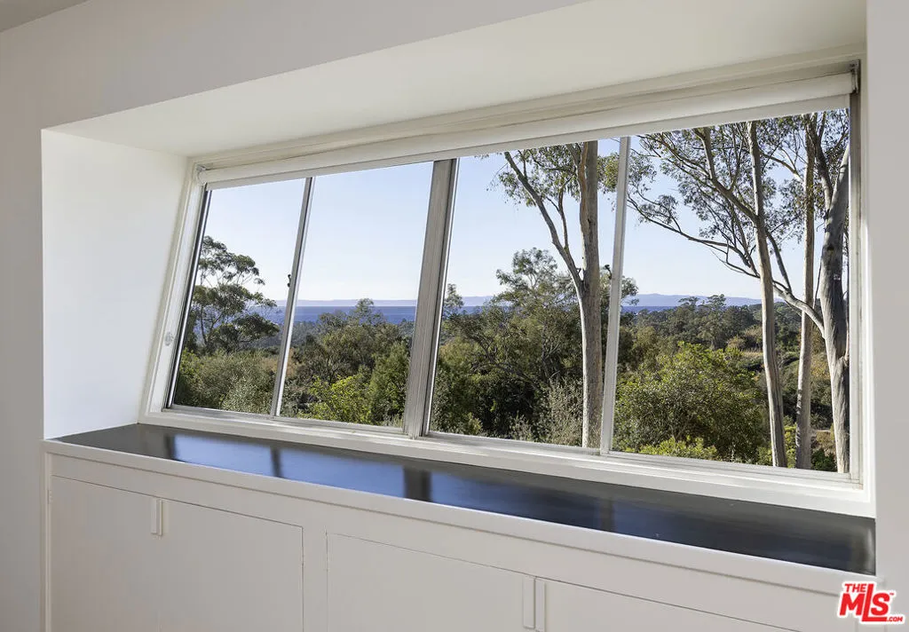 Santa Barbara, California 93108, United States, 2 Bedrooms Bedrooms, ,2 BathroomsBathrooms,Residential,Active,125461