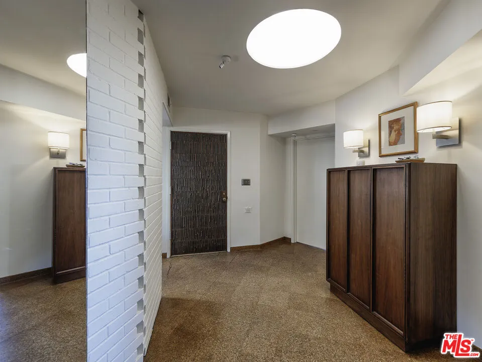 Santa Barbara, California 93108, United States, 2 Bedrooms Bedrooms, ,2 BathroomsBathrooms,Residential,Active,125461