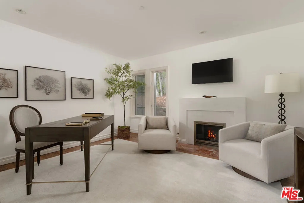 Santa Barbara, California 93108, United States, 4 Bedrooms Bedrooms, ,5 BathroomsBathrooms,Residential,Active,117929