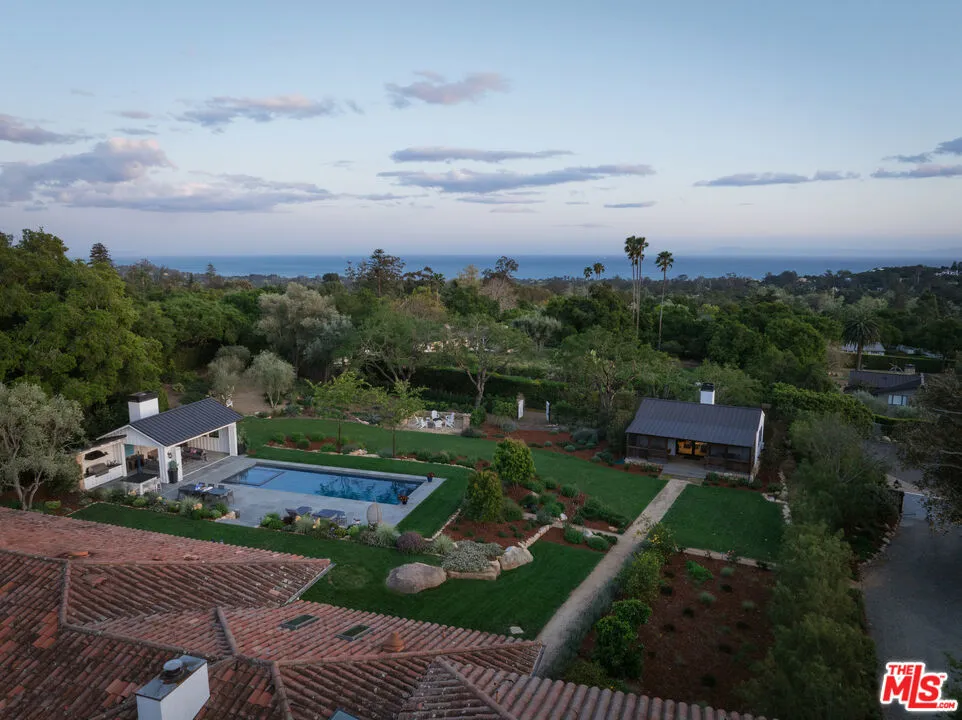 Santa Barbara, California 93108, United States, 4 Bedrooms Bedrooms, ,5 BathroomsBathrooms,Residential,Active,117929