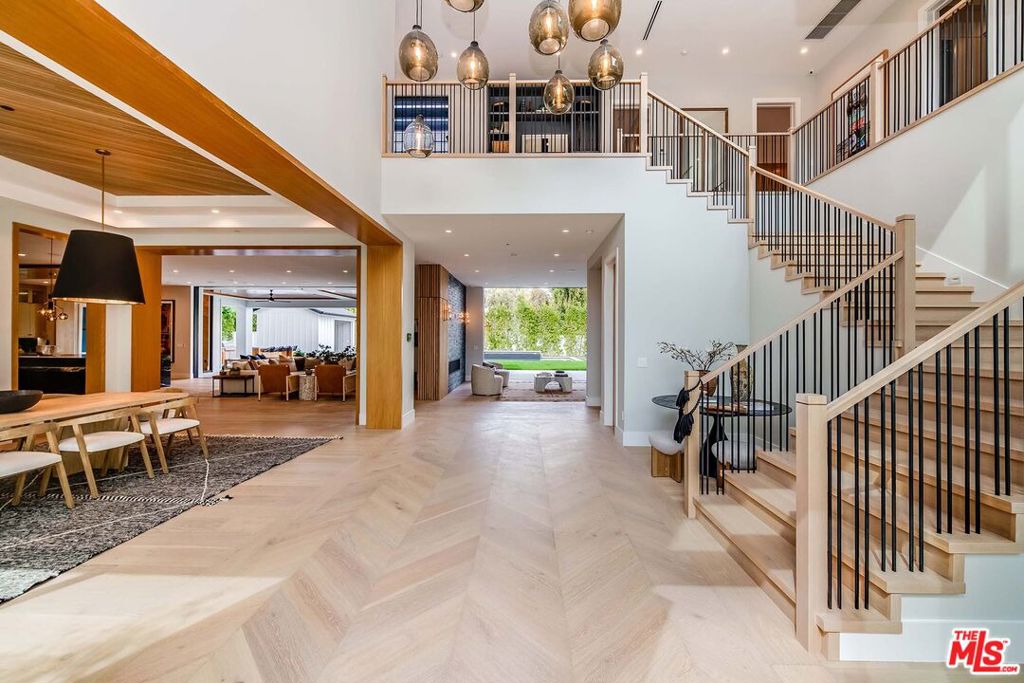 Properties 3 15907 Valley Vista Boulevard