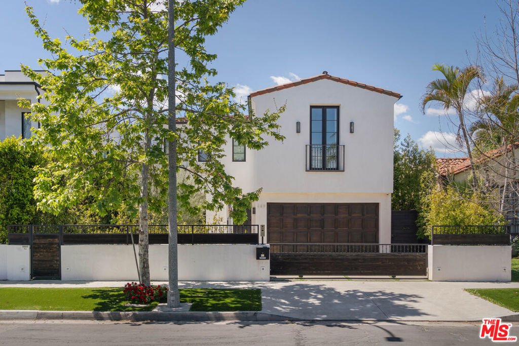 Properties 1 449 N FULLER Avenue