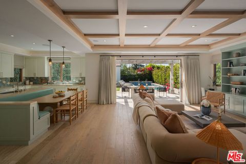 449 N FULLER Avenue Los Angeles CA 90036
