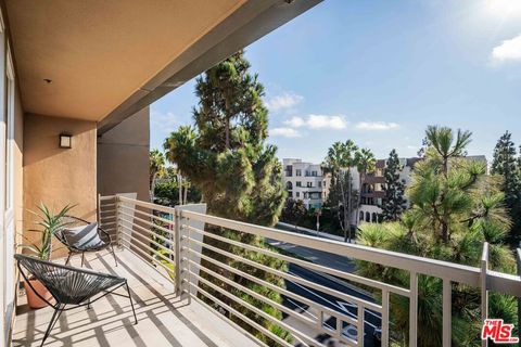 A home in Playa Vista