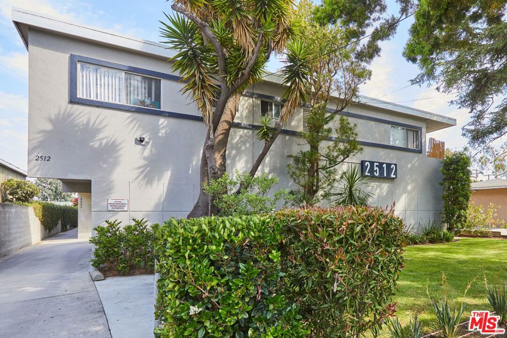 Properties 2 2512 Kansas Avenue