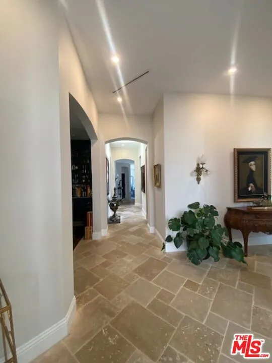 Beverly Hills, California 90210, United States, 4 Bedrooms Bedrooms, ,5 BathroomsBathrooms,Residential,Active,59819